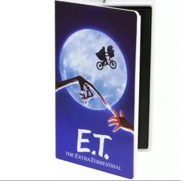 Hallmark 2022 Vintage E.T VHS
Tape Ornament - Picture 6 of 6